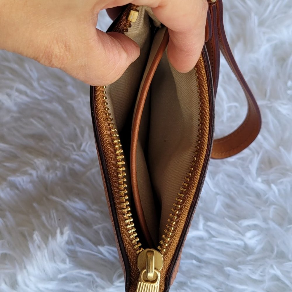 Ralph Lauren Coin Wristlet - Picture 5 of 5